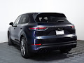 2022 Porsche Cayenne Platinum Edition E-Hybrid