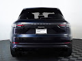 2022 Porsche Cayenne Platinum Edition E-Hybrid