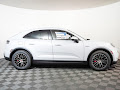 2025 Porsche Macan Electric 4S