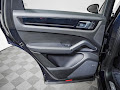 2022 Porsche Cayenne E-Hybrid