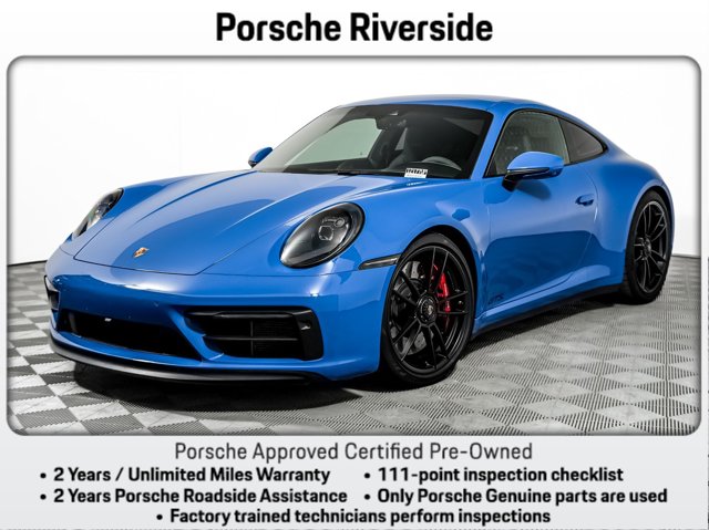 2022 Porsche 911 Carrera 4 GTS